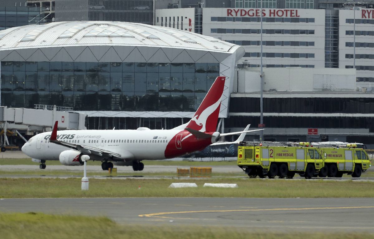Boeing sends distress signal and makes emergency landing in Australia
